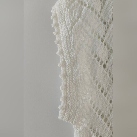 TRÏBE White Open Knit Sleeveless Sweater Size Medium - Picture 6 of 6